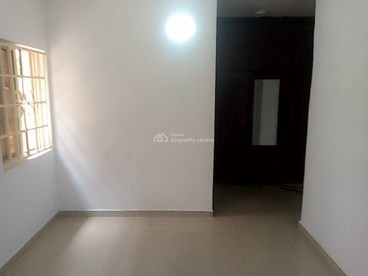 a Neatly and Massively Built 3 Bedroom Flat, Osapa, Lekki, Lagos, Flat / Apartment for Rent