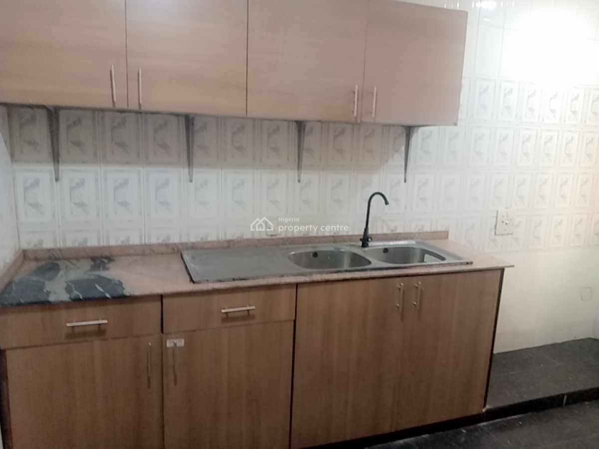 a Neatly and Massively Built 3 Bedroom Flat, Osapa, Lekki, Lagos, Flat / Apartment for Rent