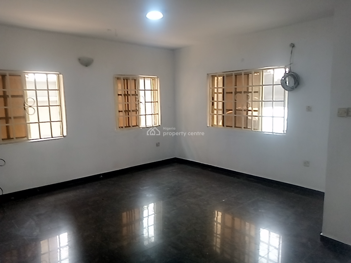 a Neatly and Massively Built 3 Bedroom Flat, Osapa, Lekki, Lagos, Flat / Apartment for Rent