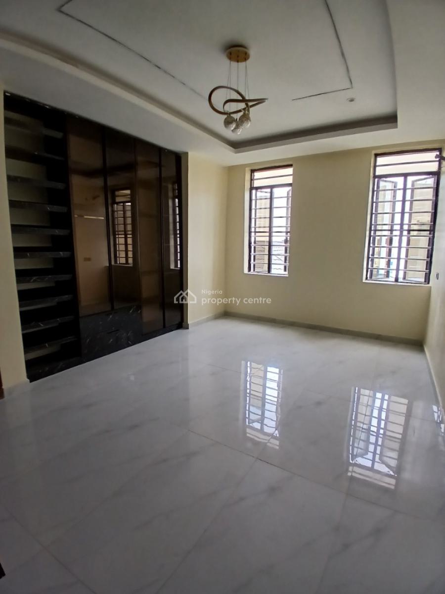 2, Lekki Phase 1, Lekki, Lagos, Flat / Apartment for Sale