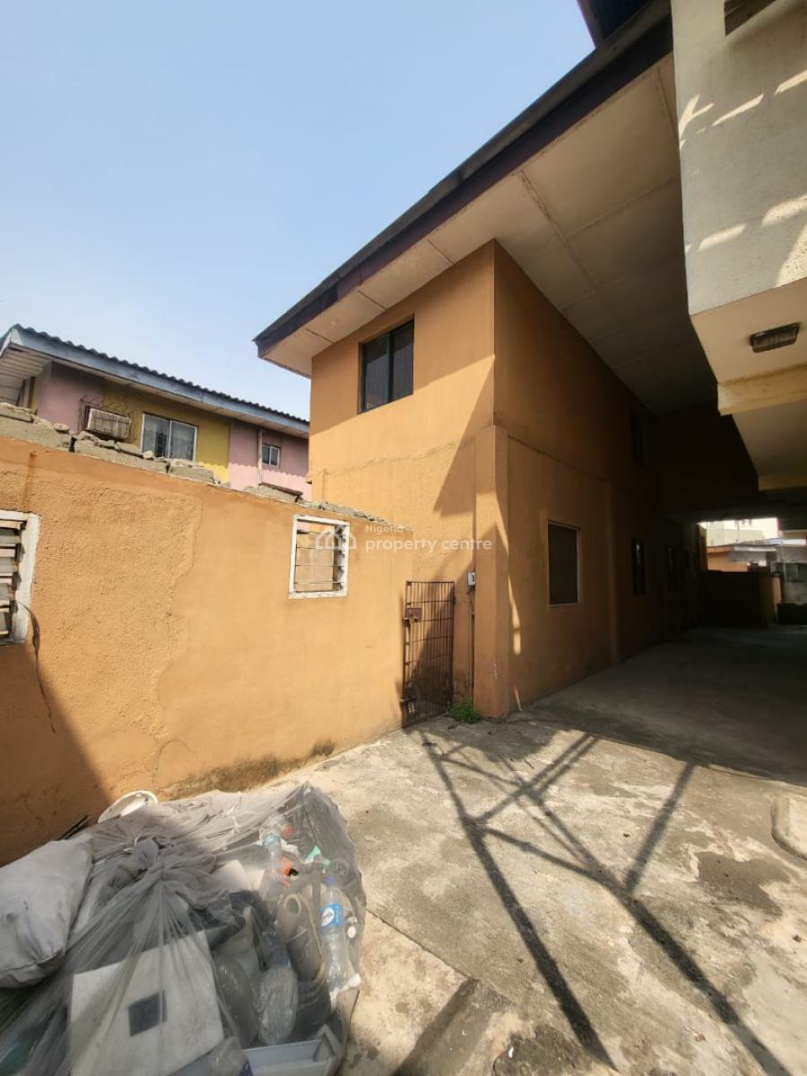Property Consisting of 5-bedroom Detached House with a Garage, Gbagada Phase 2, Gbagada, Lagos, Detached Duplex for Rent