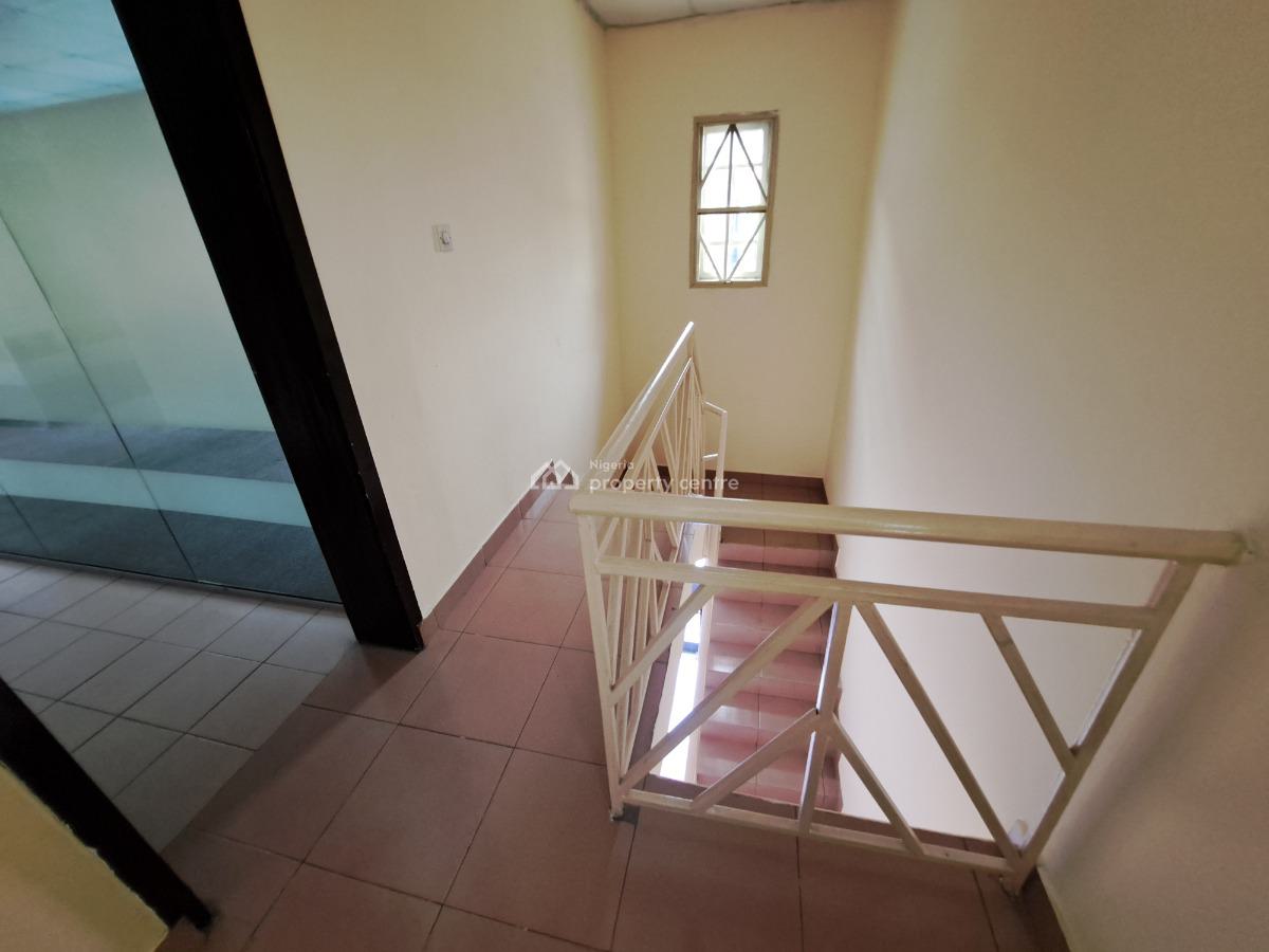 3 Bedroom Flat Office Space with Standby Generator, Lekki Phase 1, Lekki, Lagos, Office Space for Rent