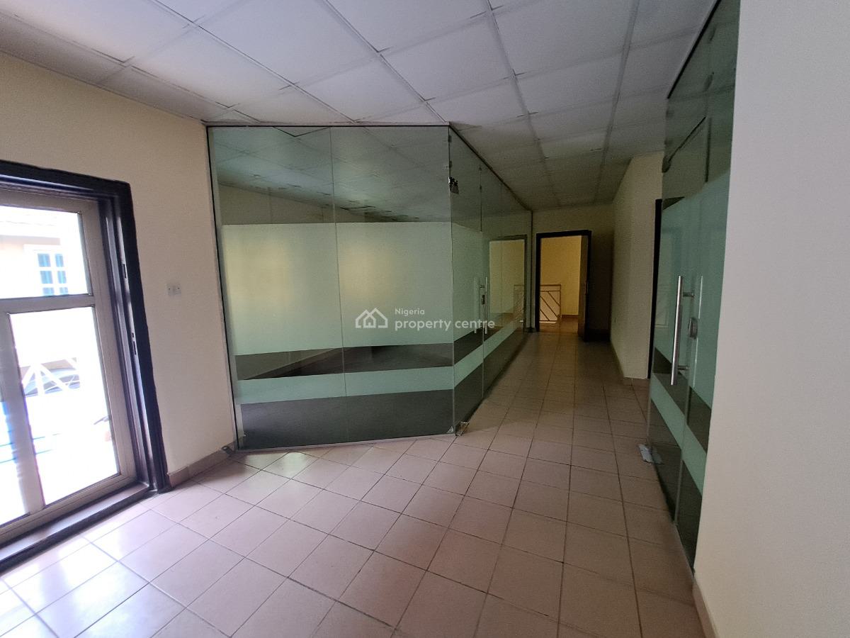 3 Bedroom Flat Office Space with Standby Generator, Lekki Phase 1, Lekki, Lagos, Office Space for Rent