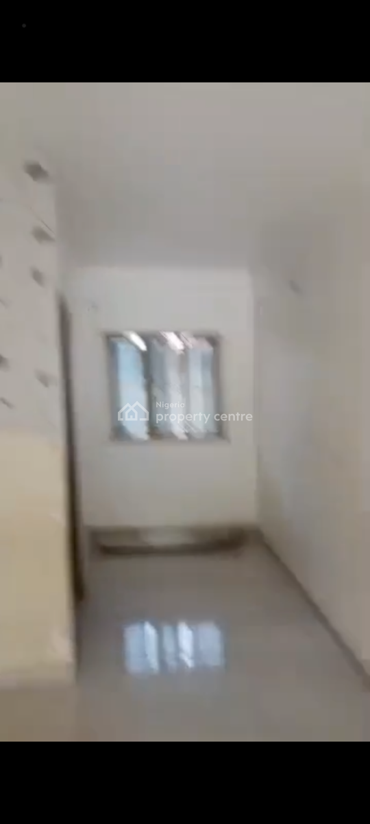 Fairly Used Standard 2bedroom Apartment Close to Express, Awoyaya, Awoyaya, Ibeju Lekki, Lagos, House for Rent