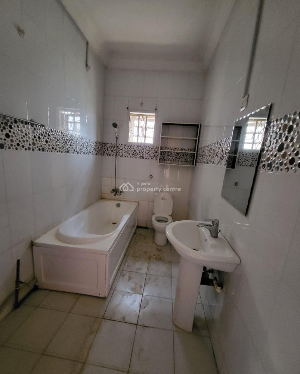 Luxurious Massive 2 Bedroom Flat, By American International School, Durumi, Abuja, Flat / Apartment for Rent