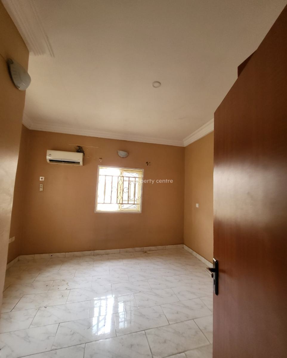 Luxurious Massive 2 Bedroom Flat, By American International School, Durumi, Abuja, Flat / Apartment for Rent