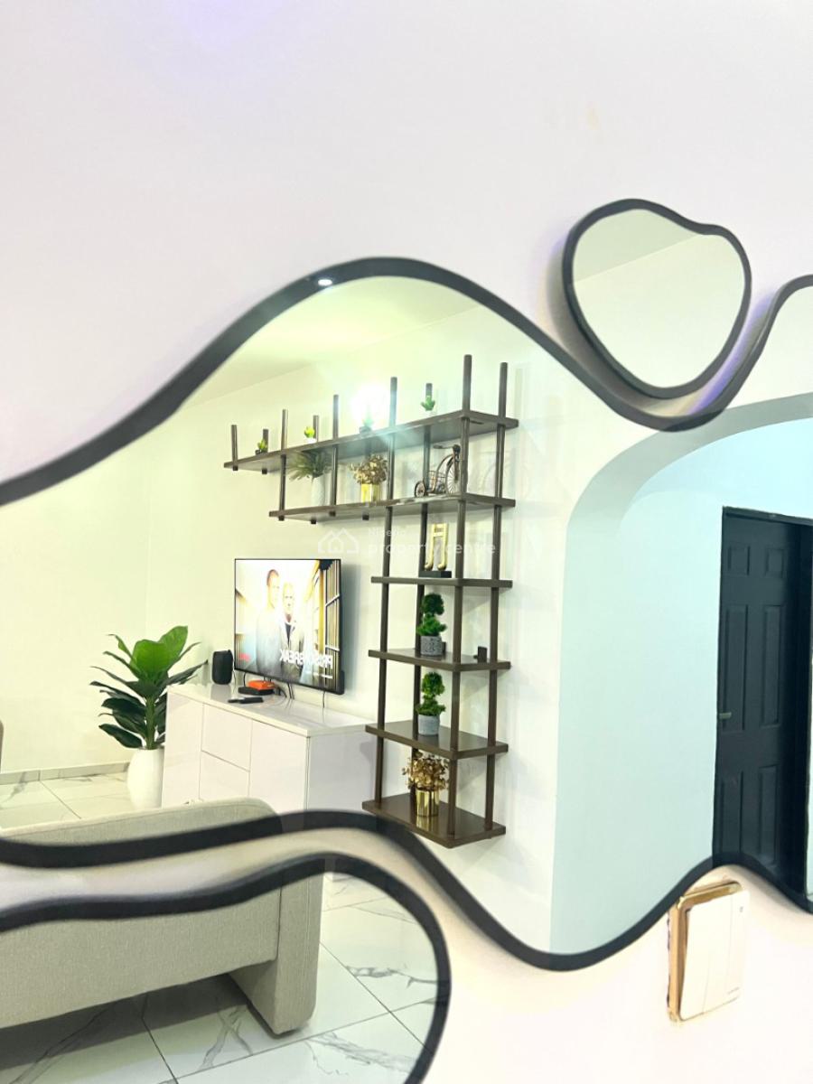 Nicely Furnished 1 Bedroom Apartment, Gwarinpa, Abuja, Flat / Apartment Short Let