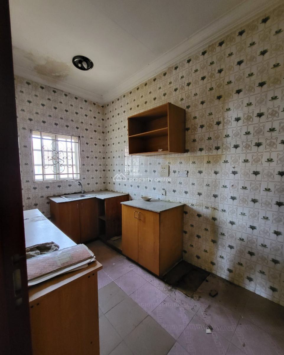 Luxurious Massive 2 Bedroom Flat, By American International School, Durumi, Abuja, Flat / Apartment for Rent