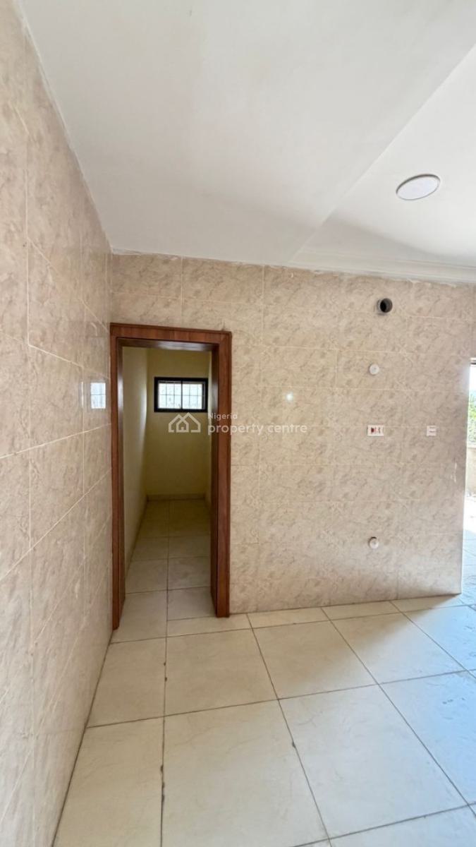 4 Bedroom Terrace Duplex with Bq, Guzape District, Abuja, Terraced Duplex for Sale