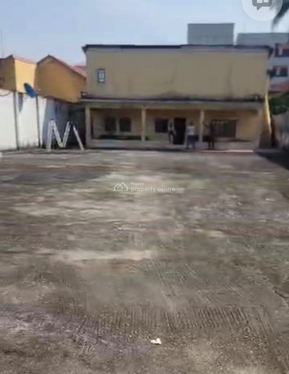 812sqm Land with Bungalow, Muritala Muhammad Way, Yaba, Lagos, Commercial Land for Sale