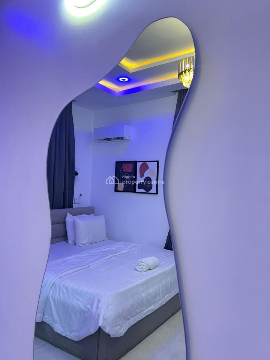 Nicely Furnished 2 Bedroom Apartment, Gwarinpa, Abuja, Flat / Apartment Short Let