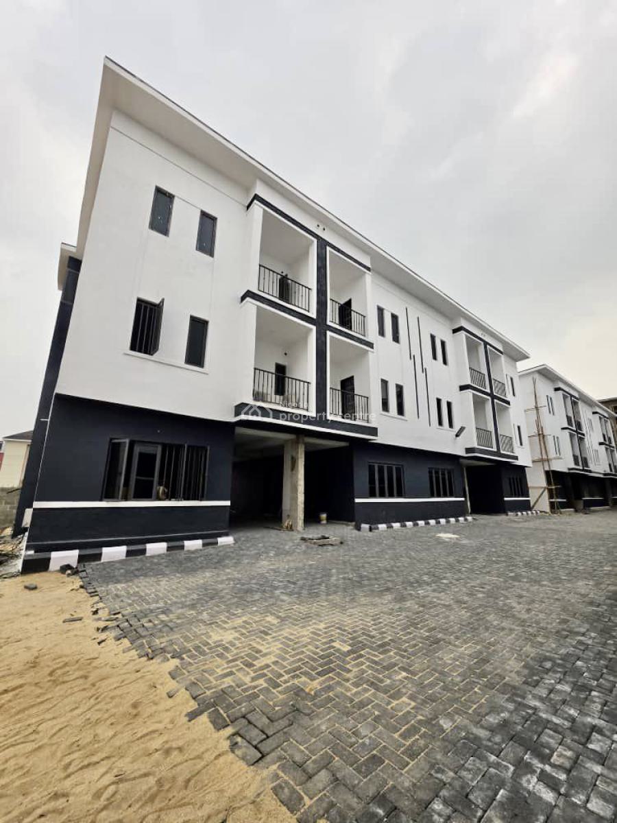 Newly Well Built Spacious 4 Bedroom Terrace with  Good Finishing, New Road, Chevron Axis, Lekki, Lagos, Terraced Duplex for Sale
