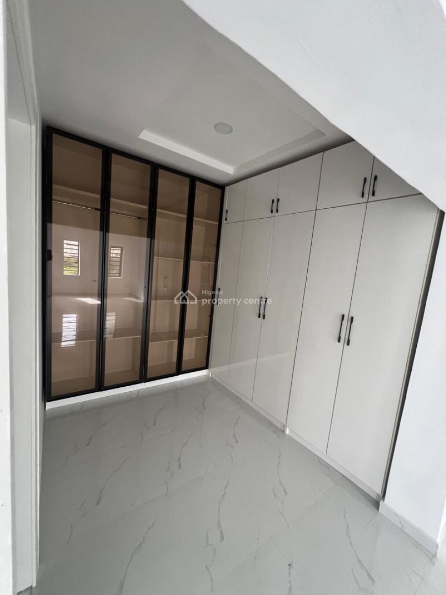 a Blend of Luxury and Modern Function 5 Bedroom Duplex, Olapade Agoro, Sharp Corner, Oluyole, Oluyole, Oyo, Detached Duplex for Sale