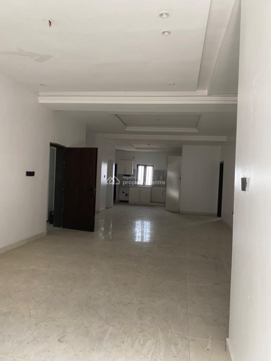 3 Bedrooms Apartment with Rooftop, Gbangbala Road, Ikate, Lekki, Lagos, Flat / Apartment for Rent