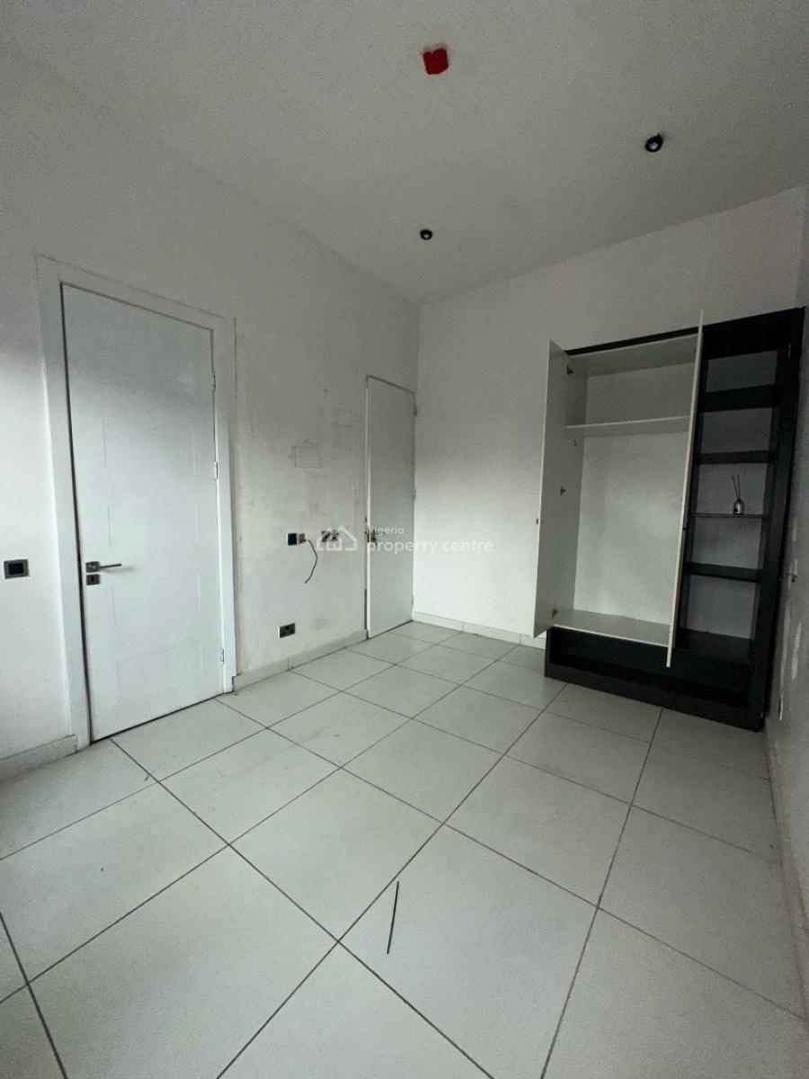 4 Bedroom Maisonette with Bq, Lekki Phase 1, Lekki, Lagos, Flat / Apartment for Rent
