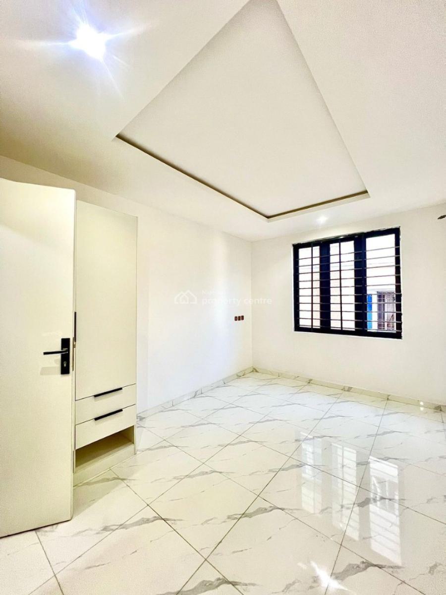 a Lovely  Built 2 Bedroom Apartment -swimming Pool. Gym, Ikate, Lekki, Lagos, Flat / Apartment for Sale