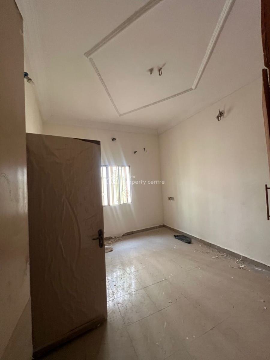Renovated 3 Bedroom Flats Without Bq Ground Floor, Mabushi, Abuja, Flat / Apartment for Rent