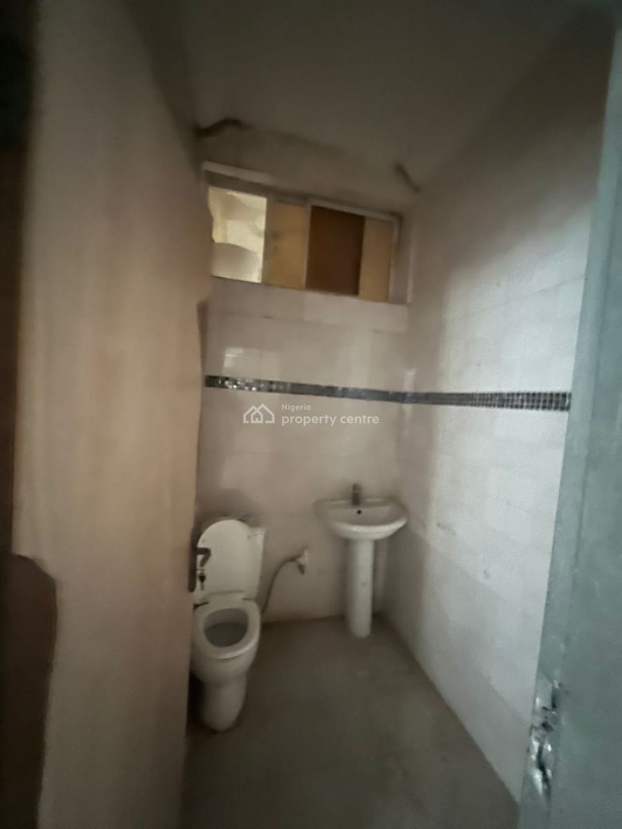 Renovated 3 Bedroom Flats Without Bq Ground Floor, Mabushi, Abuja, Flat / Apartment for Rent