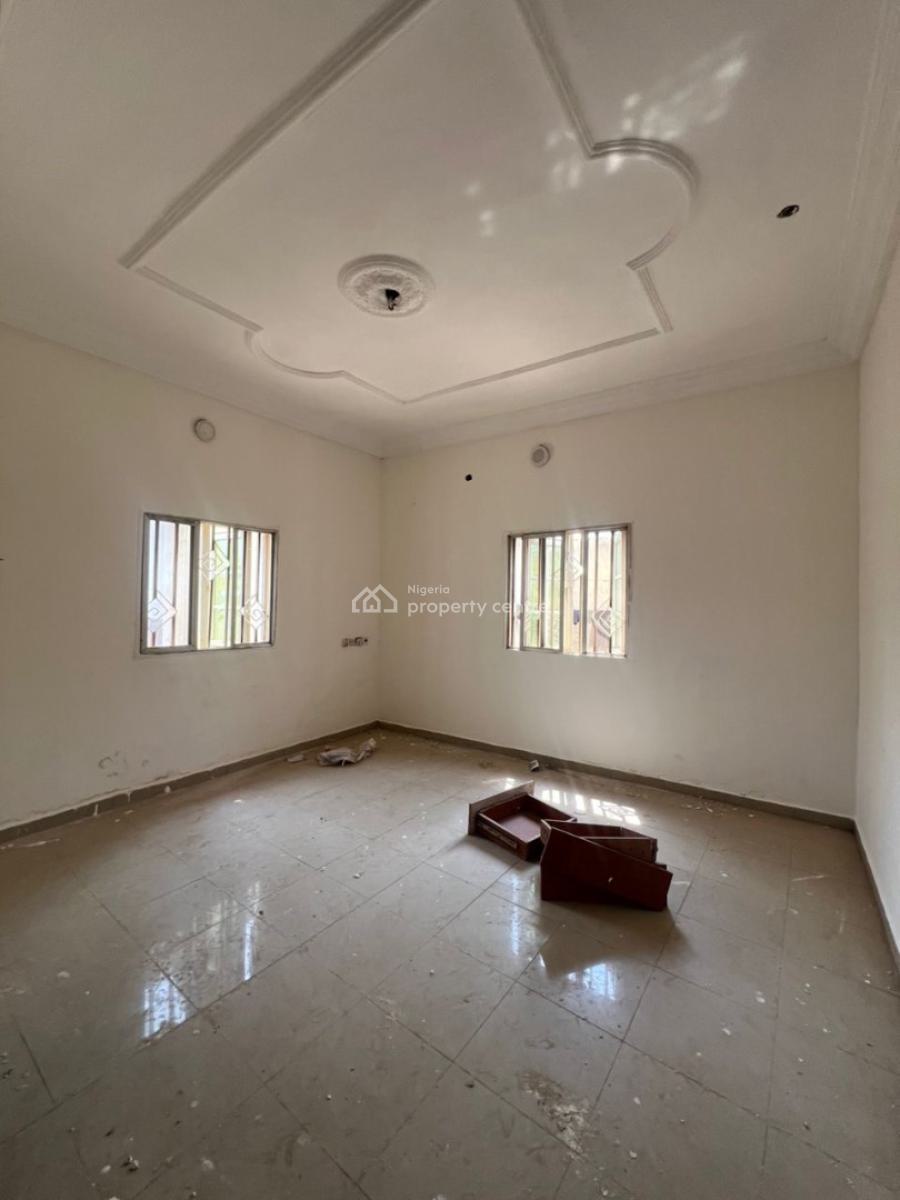 Renovated 3 Bedroom Flats Without Bq Ground Floor, Mabushi, Abuja, Flat / Apartment for Rent