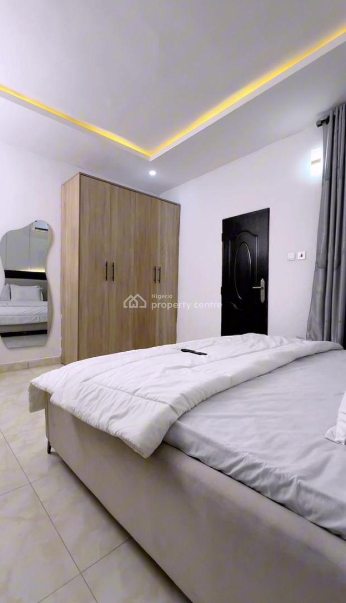 Nicely Furnished 2 Bedroom Apartment, Jahi, Abuja, Flat / Apartment Short Let