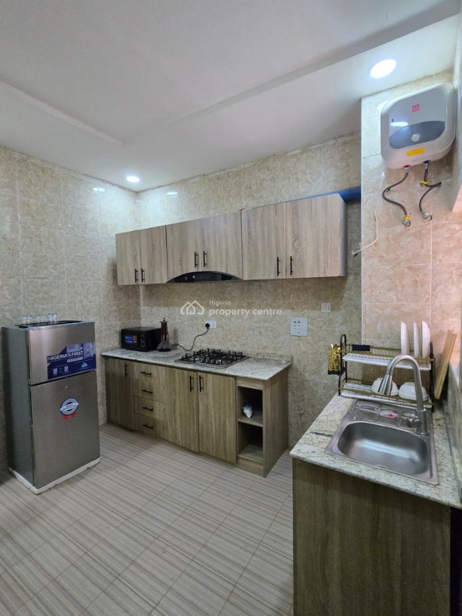 Nicely Furnished 2 Bedroom Apartment, Jahi, Abuja, Flat / Apartment Short Let