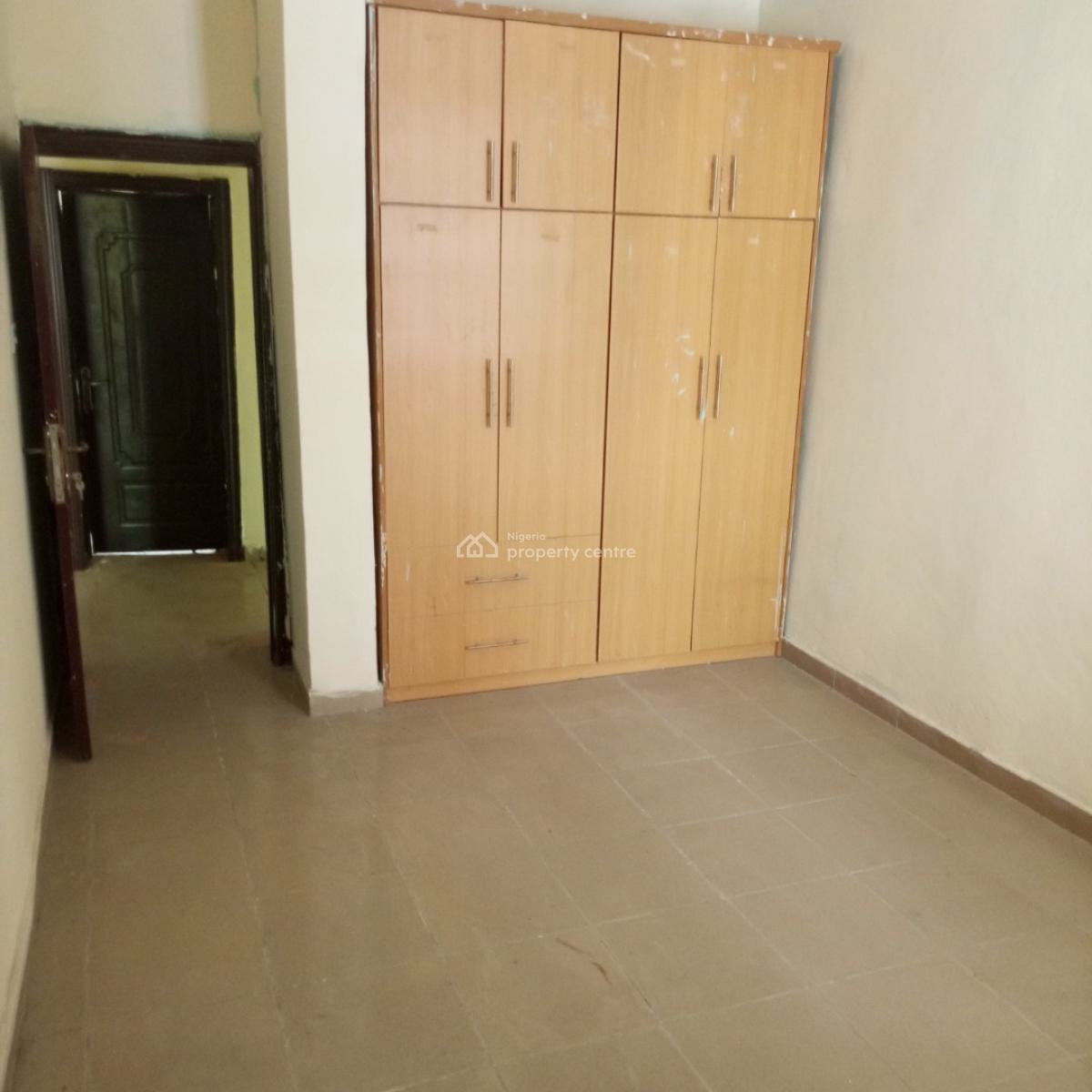 Spacious and Sharp 3 Bedroom Apartment (downstairs), Ajah-lekki, Sangotedo, Ajah, Lagos, Flat / Apartment for Rent