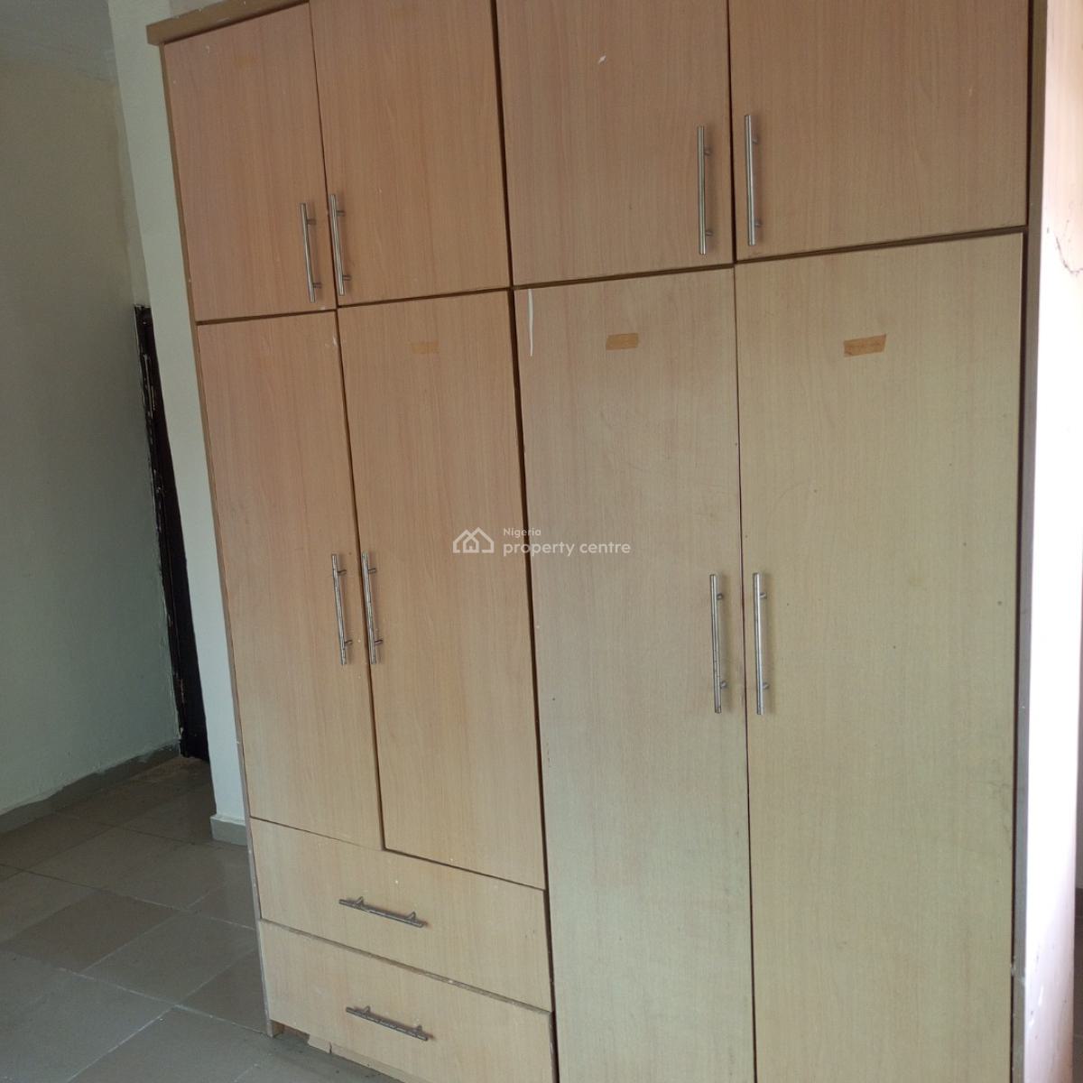 Spacious and Sharp 3 Bedroom Apartment (downstairs), Ajah-lekki, Sangotedo, Ajah, Lagos, Flat / Apartment for Rent