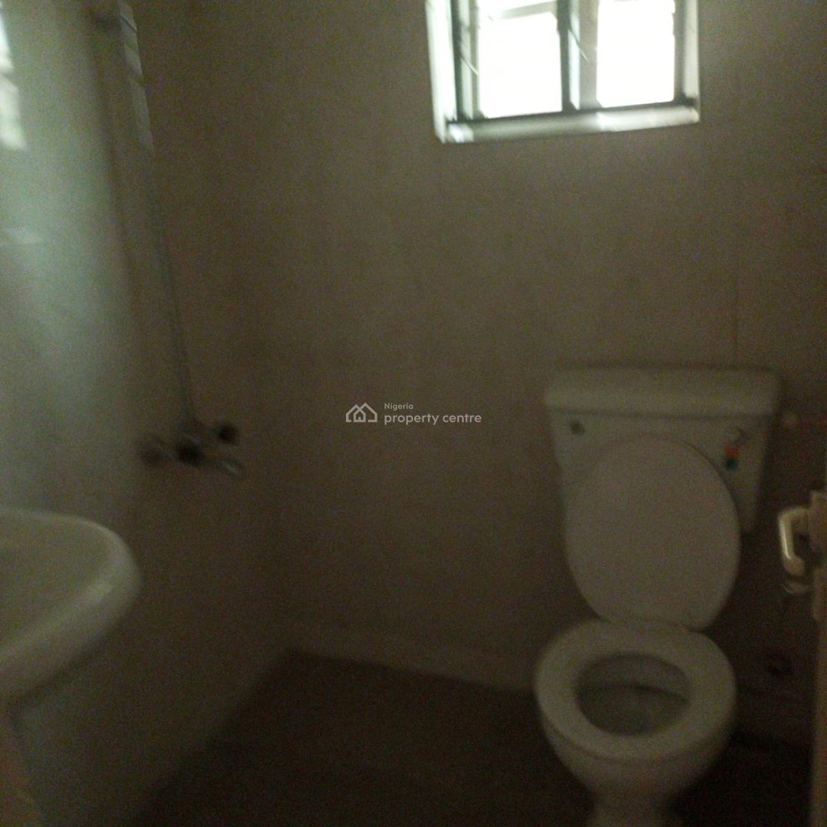Spacious and Sharp 3 Bedroom Apartment (downstairs), Ajah-lekki, Sangotedo, Ajah, Lagos, Flat / Apartment for Rent
