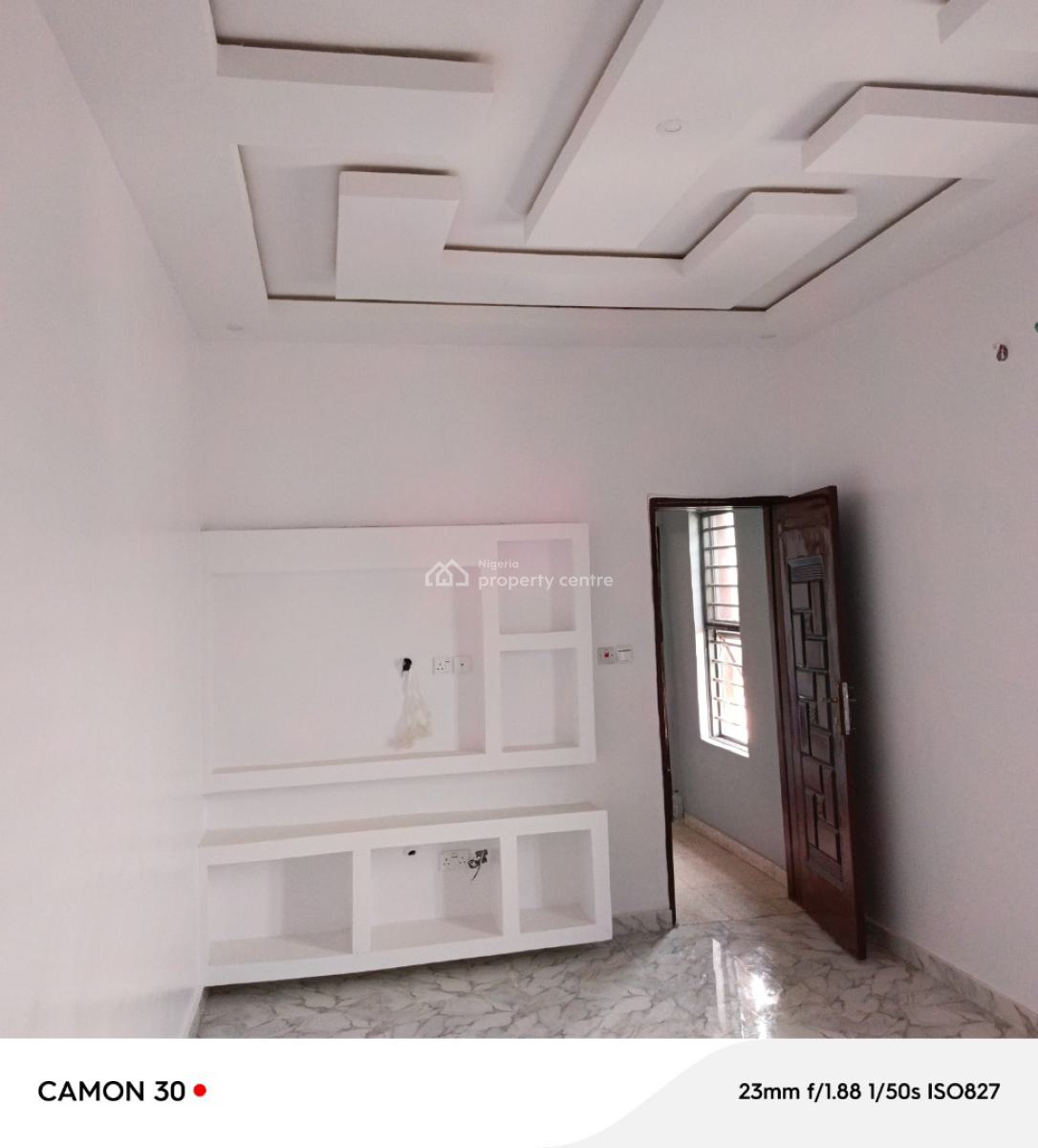 Executive Mini Flat with 2 Toilet (no Landlord Wahala), Kudebu Estate, Isolo, Lagos, Flat / Apartment for Rent