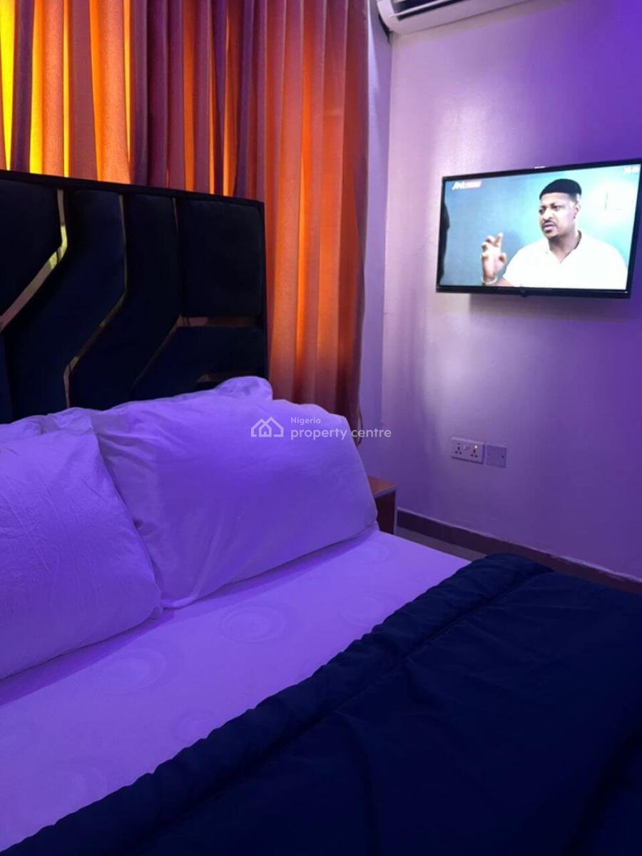 Nicely Furnished Studio Apartment, Gwarinpa, Abuja, Flat / Apartment Short Let