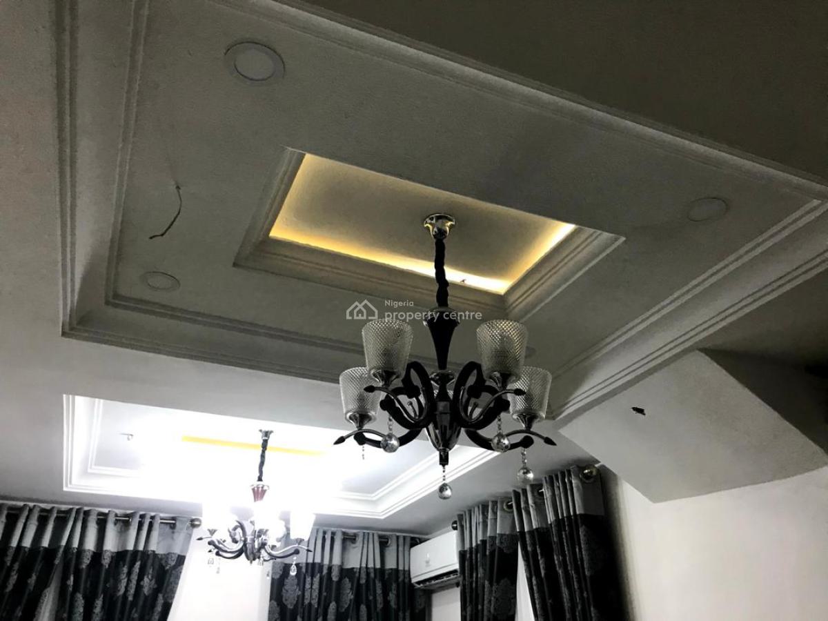 a Neatly  Used 4bedroom Detached Duplex on a 150sqm, Soluyi, Gbagada, Lagos, Semi-detached Duplex for Sale