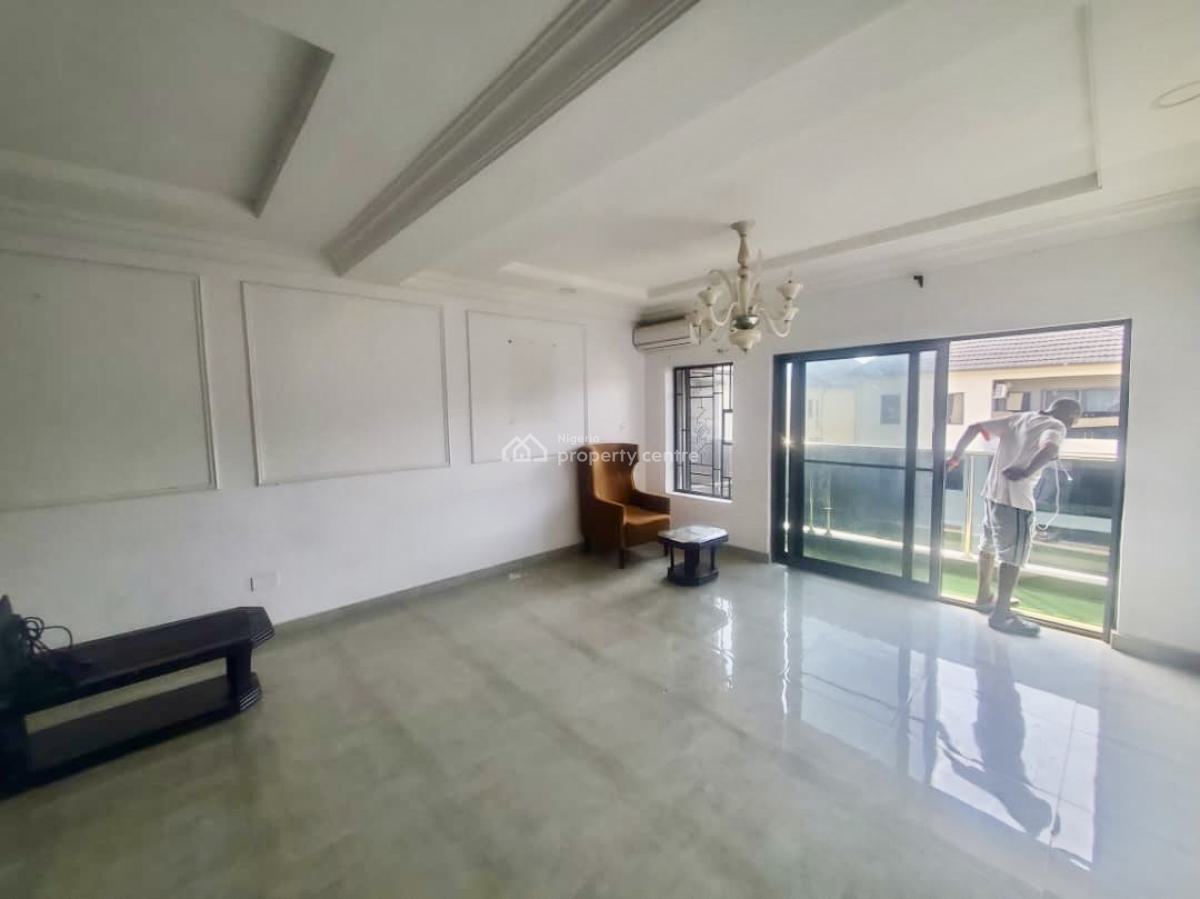 Fully Serviced on 2nd Floor, Lekky County, Ikota, Lekki, Lagos, Flat / Apartment for Sale