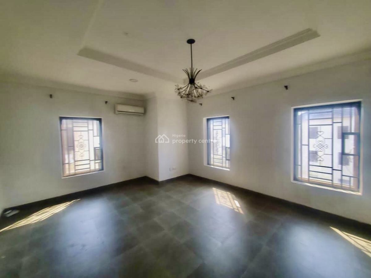 Fully Serviced on 2nd Floor, Lekky County, Ikota, Lekki, Lagos, Flat / Apartment for Sale