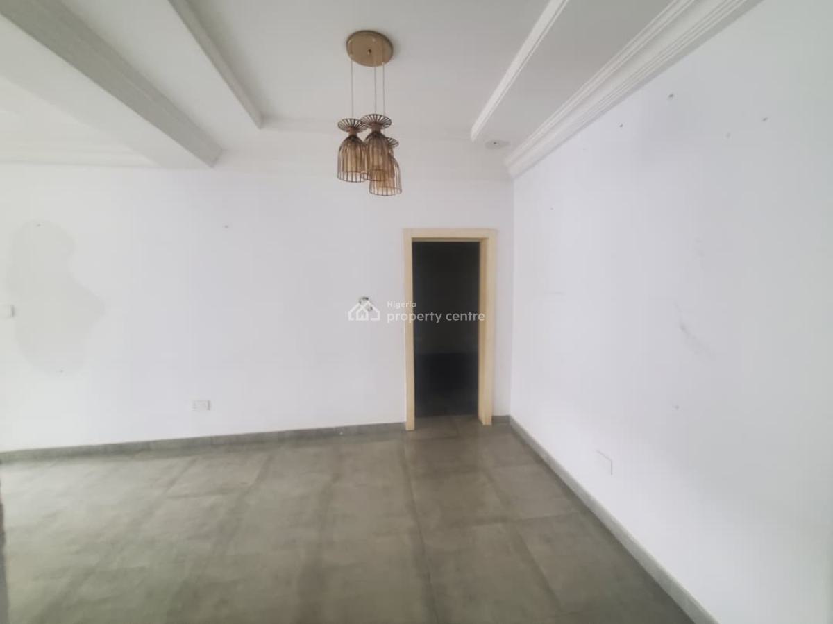 Fully Serviced on 2nd Floor, Lekky County, Ikota, Lekki, Lagos, Flat / Apartment for Sale