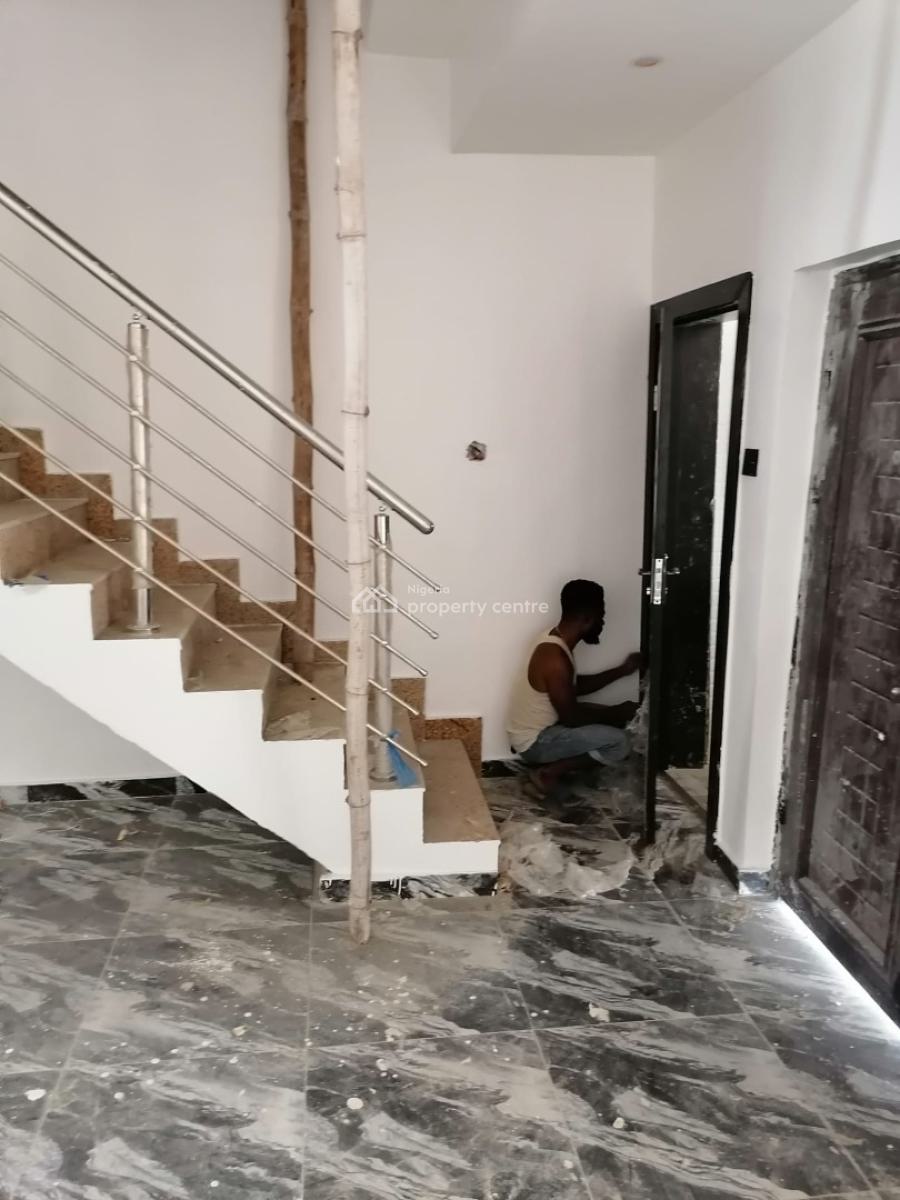 Spaciously Crafted 3 Bedroom Duplex in a Well Secured and Serene Estat, Badore Road, Badore, Ajah, Lagos, Terraced Duplex for Rent