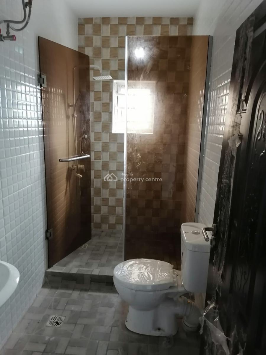 Spaciously Crafted 3 Bedroom Duplex in a Well Secured and Serene Estat, Badore Road, Badore, Ajah, Lagos, Terraced Duplex for Rent