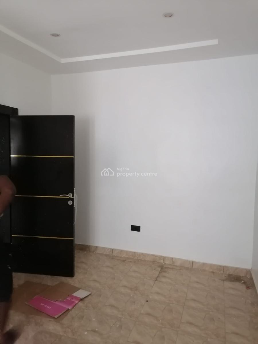 Spaciously Crafted 3 Bedroom Duplex in a Well Secured and Serene Estat, Badore Road, Badore, Ajah, Lagos, Terraced Duplex for Rent