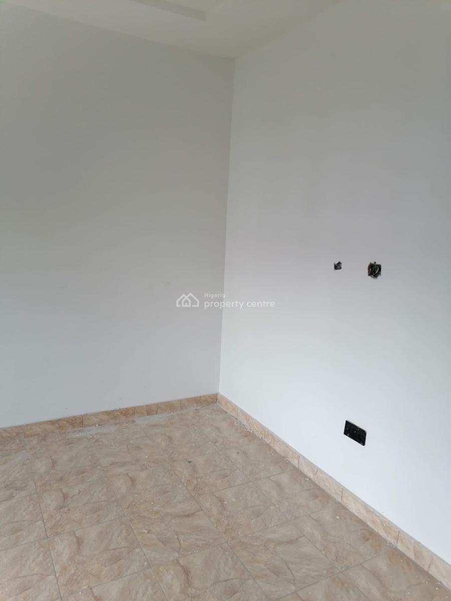 Spaciously Crafted 3 Bedroom Duplex in a Well Secured and Serene Estat, Badore Road, Badore, Ajah, Lagos, Terraced Duplex for Rent