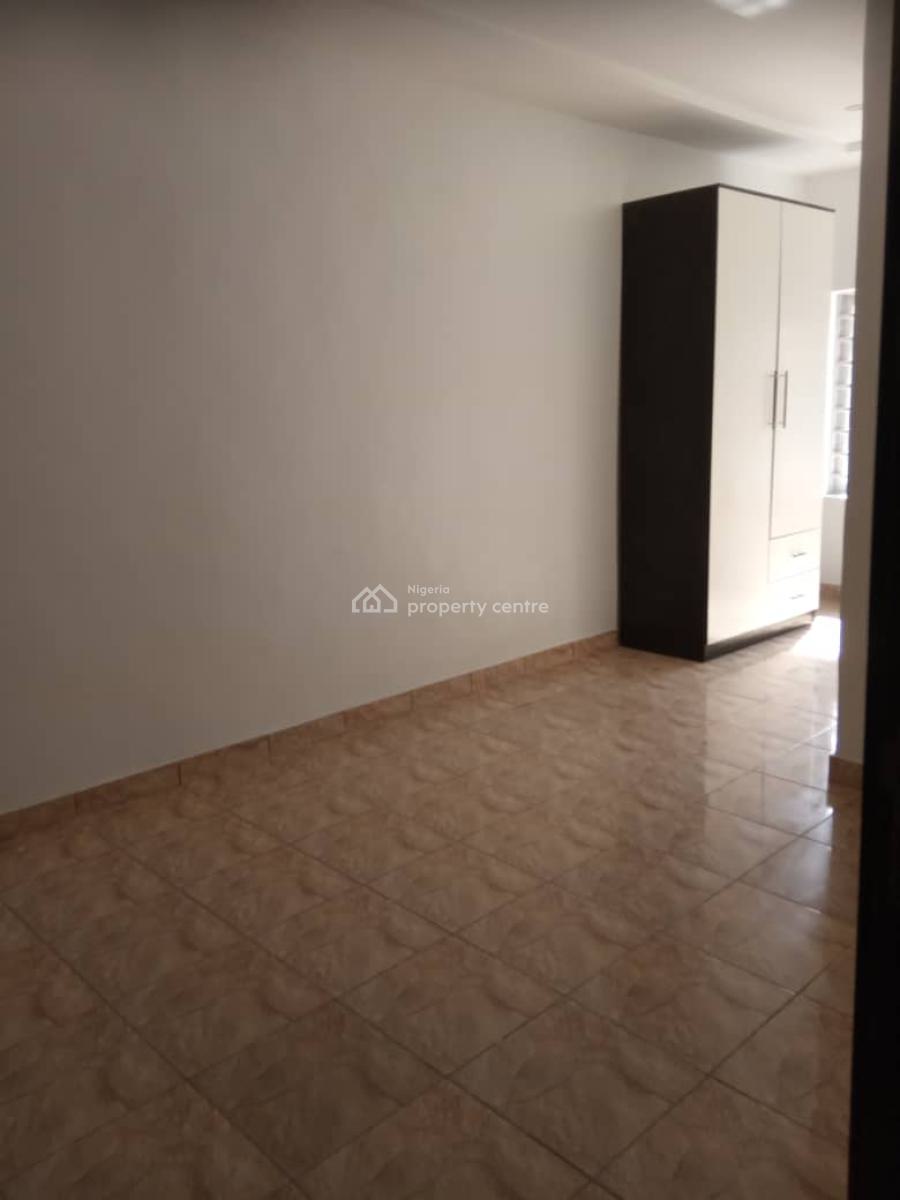 Spaciously Crafted 3 Bedroom Duplex in a Well Secured and Serene Estat, Badore Road, Badore, Ajah, Lagos, Terraced Duplex for Rent