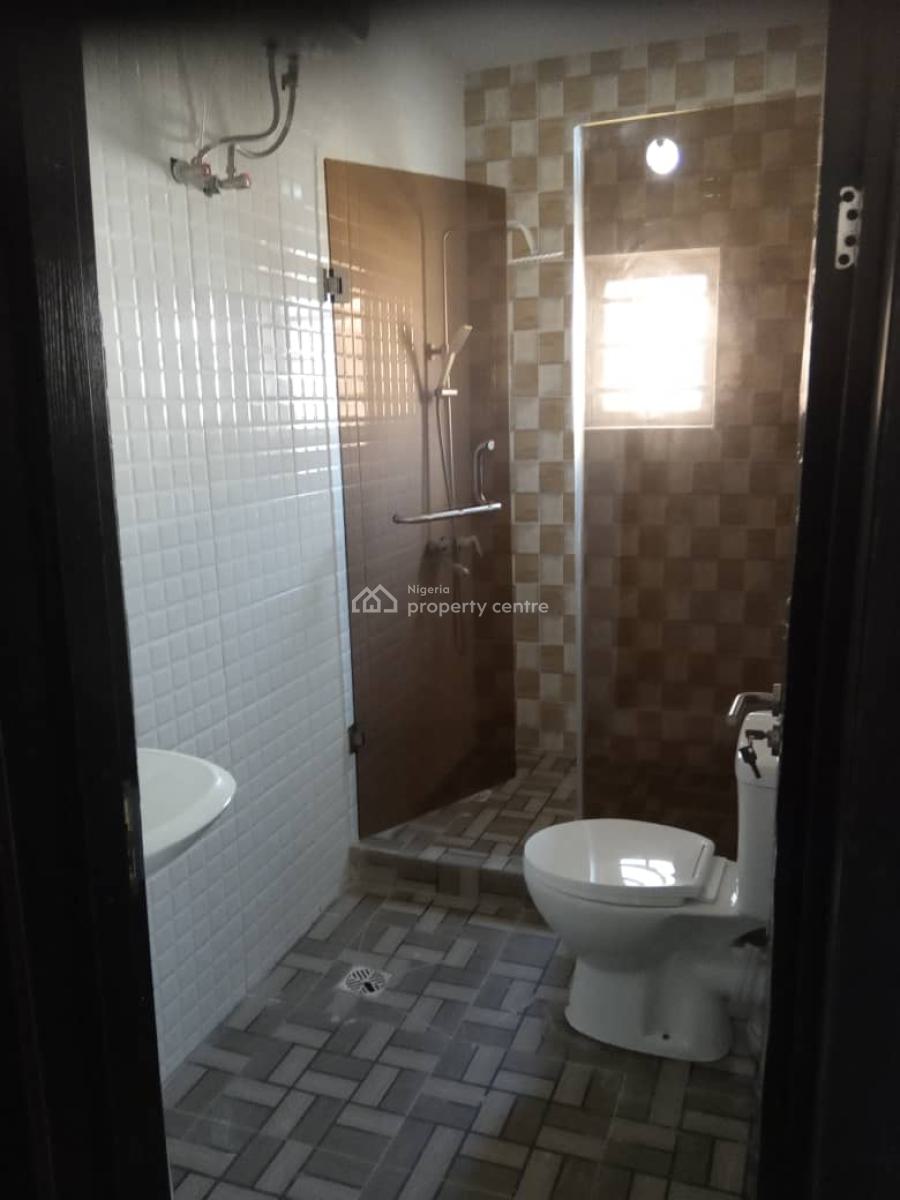 Spaciously Crafted 3 Bedroom Duplex in a Well Secured and Serene Estat, Badore Road, Badore, Ajah, Lagos, Terraced Duplex for Rent