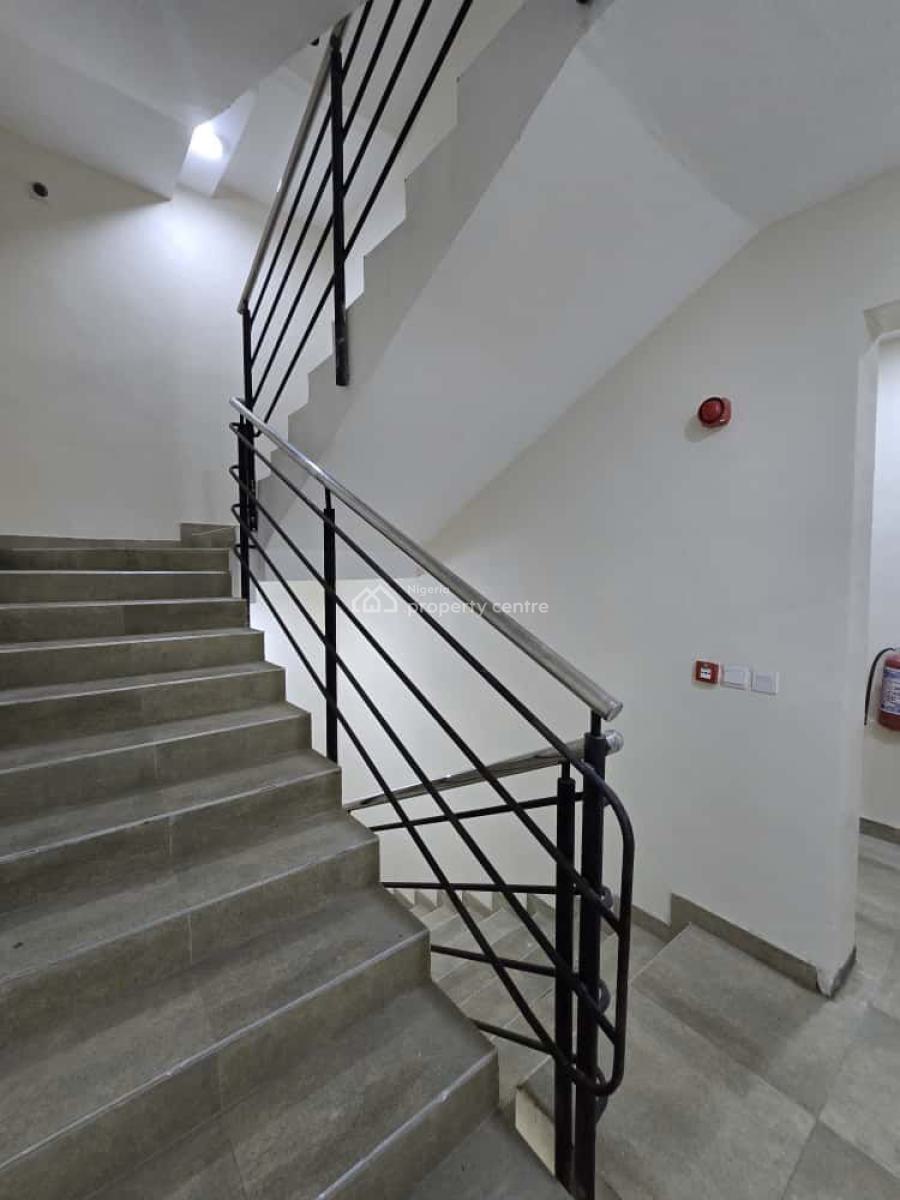 Ready-to-move in 2 Bedroom Apartments, Lekki Phase 1, Lekki, Lagos, Flat / Apartment for Sale