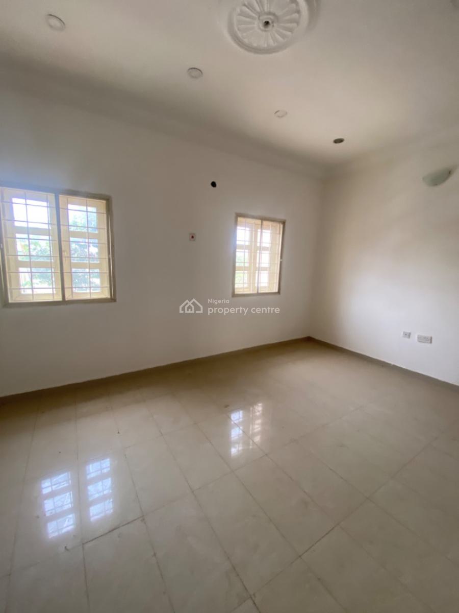 4 Bedroom Flat with with 2 Sitting Room in a Secured Compound, Jabi, Abuja, Flat / Apartment for Rent