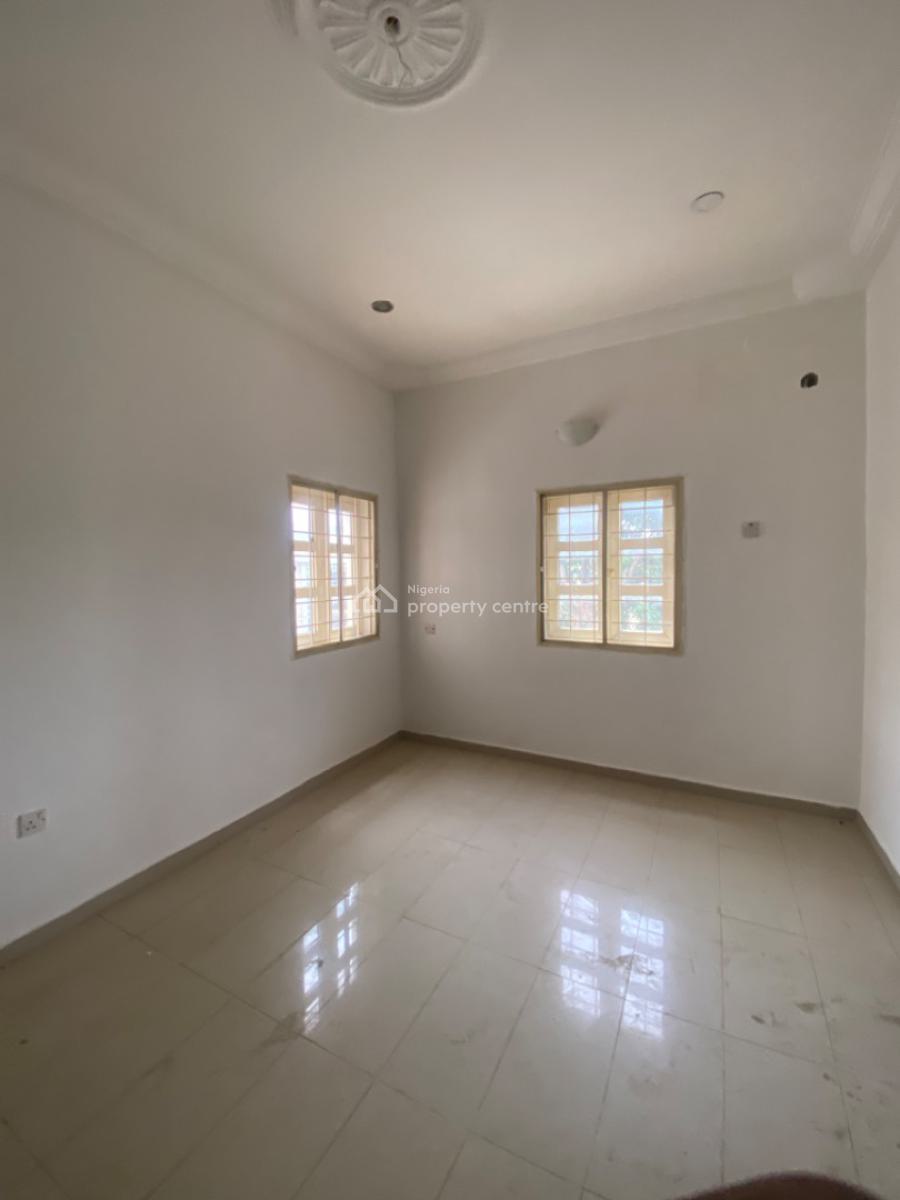 4 Bedroom Flat with with 2 Sitting Room in a Secured Compound, Jabi, Abuja, Flat / Apartment for Rent