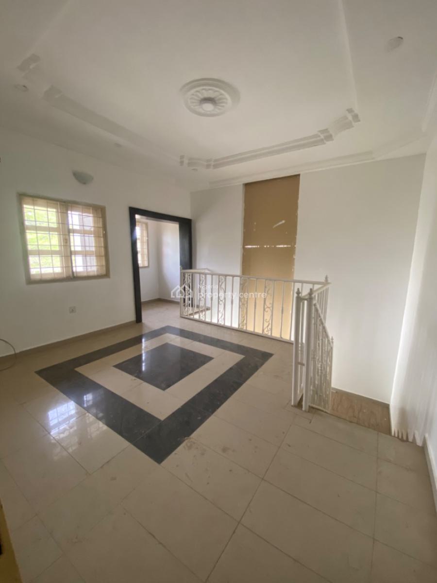 4 Bedroom Flat with with 2 Sitting Room in a Secured Compound, Jabi, Abuja, Flat / Apartment for Rent