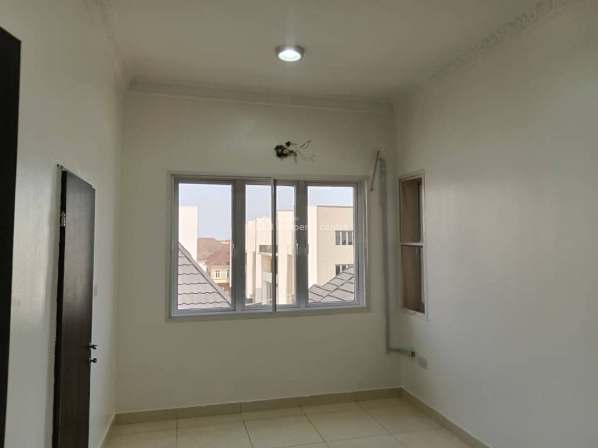 a Well Maintained 3 Bedrooms Flat, Chevron, Lekki, Lagos, Flat / Apartment for Rent