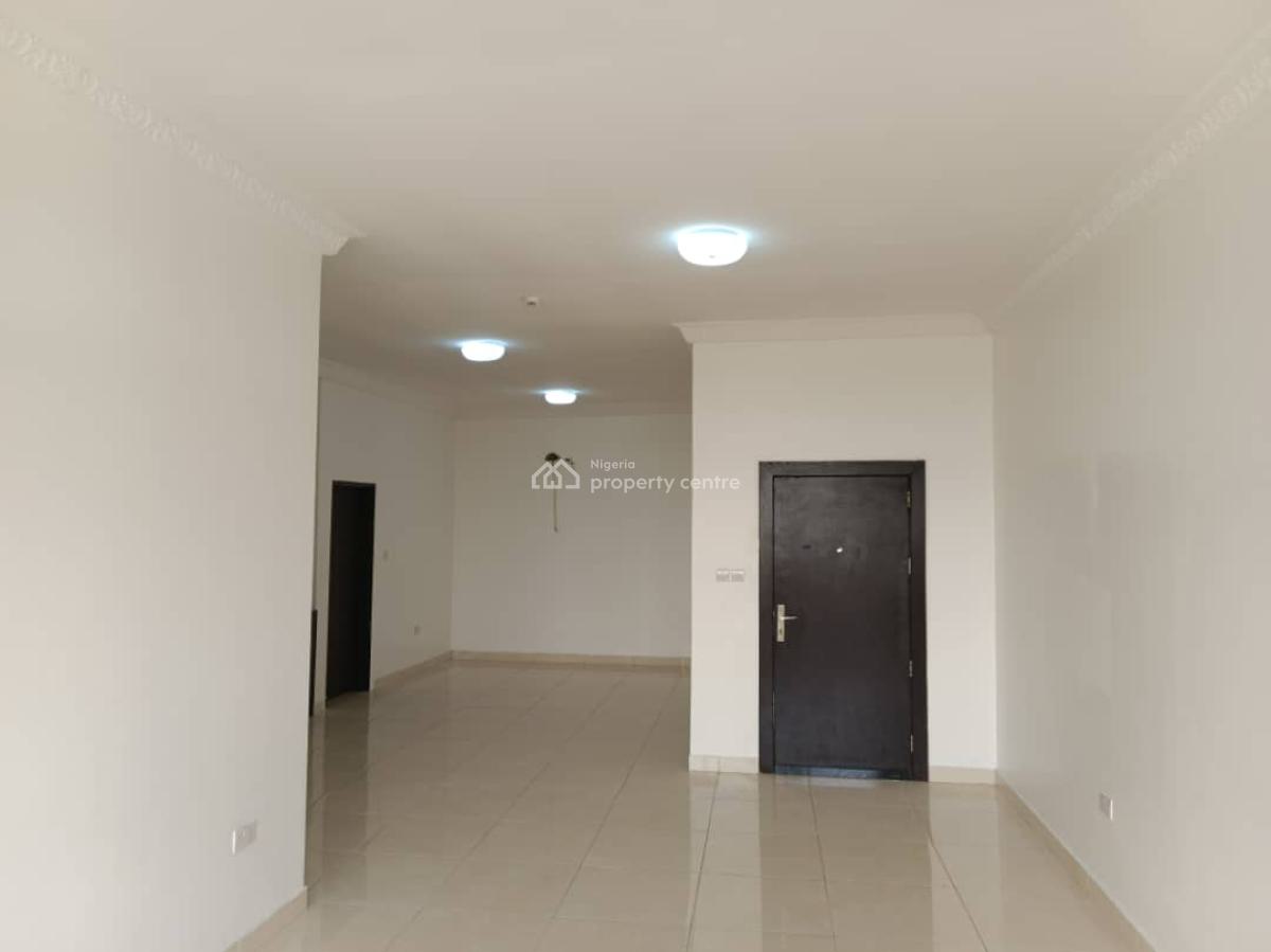 a Well Maintained 3 Bedrooms Flat, Chevron, Lekki, Lagos, Flat / Apartment for Rent