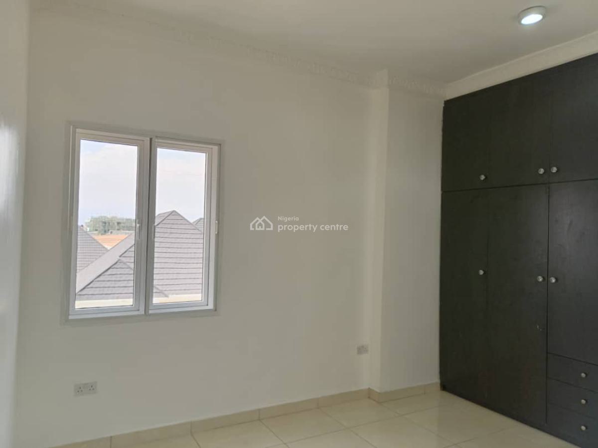a Well Maintained 3 Bedrooms Flat, Chevron, Lekki, Lagos, Flat / Apartment for Rent