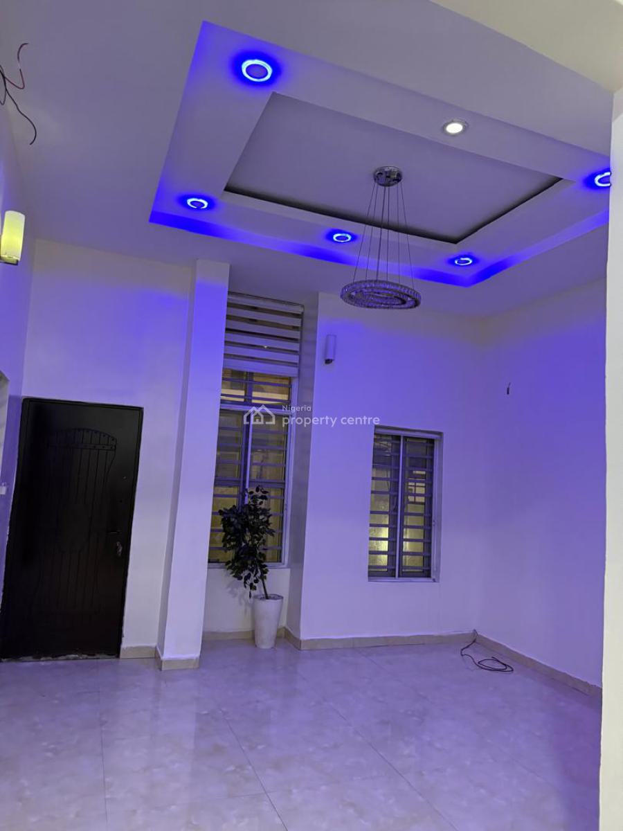 Luxury Three Bedrooms Semi-detached Duplex in a Serene Estate, Chevron, Lekki, Lekki, Lagos, Semi-detached Duplex for Rent