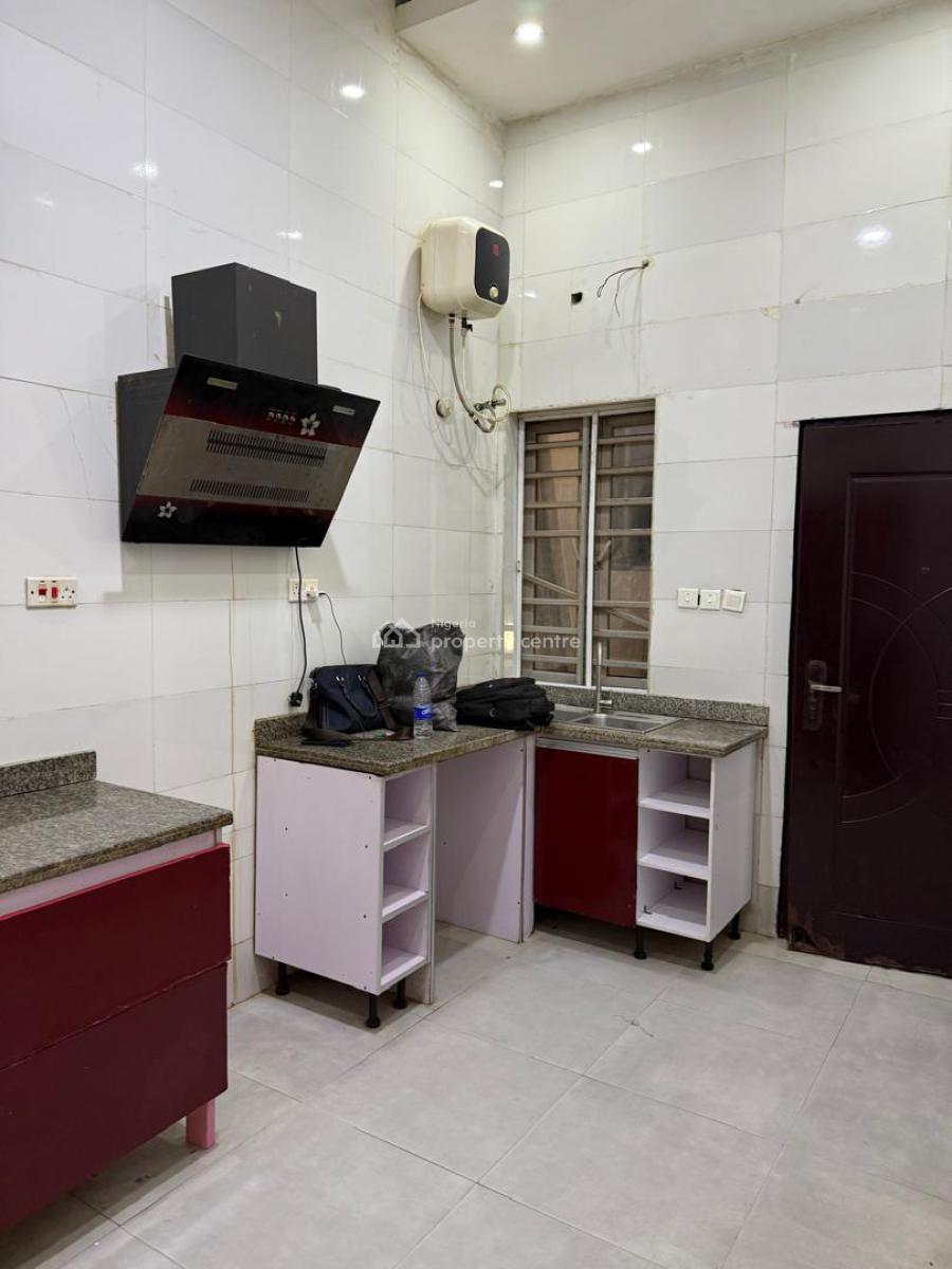 Luxury Three Bedrooms Semi-detached Duplex in a Serene Estate, Chevron, Lekki, Lekki, Lagos, Semi-detached Duplex for Rent