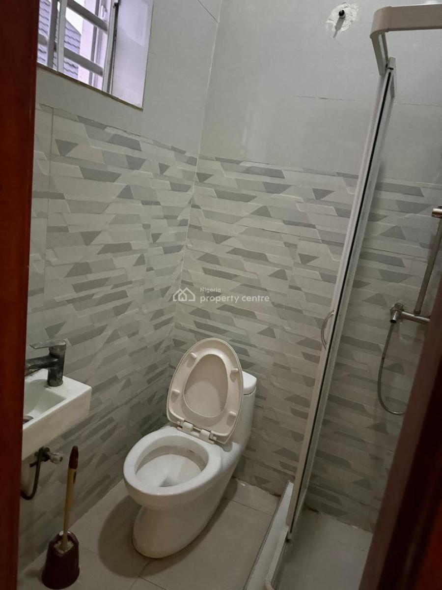 Luxury Three Bedrooms Semi-detached Duplex in a Serene Estate, Chevron, Lekki, Lekki, Lagos, Semi-detached Duplex for Rent